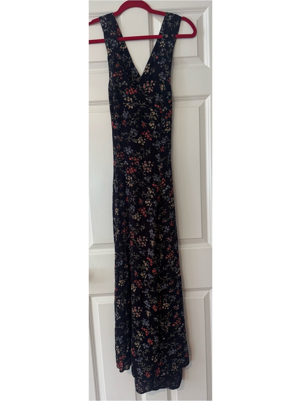 Sleeveless Navy Floral V-Neck Maxi Dress